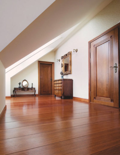 Immagine galleria 10 - Pavimento in legno nel corridoio