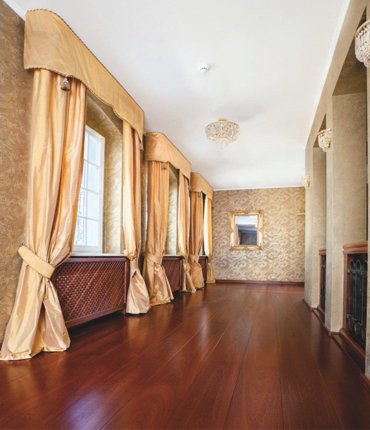 Immagine galleria 5 - Pavimento in legno di color marrone scuro opaco