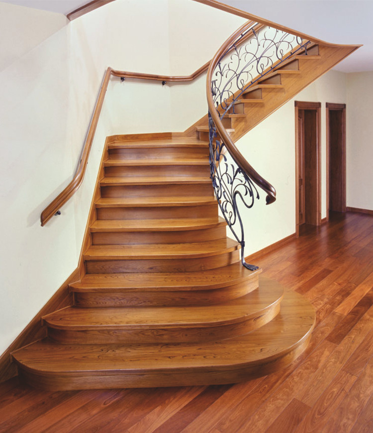 Immagine galleria 3 - Centrali scale in legno marrone
